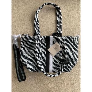 NWT Oliver Thomas PELOTON Kitchen Tote Zebra Print